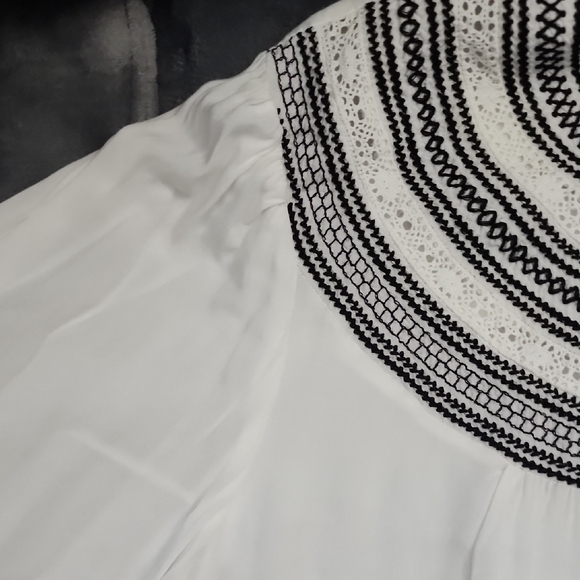a.n.a White Blouse with Black And White Embroidered Yoke Detail - Picture 4 of 10